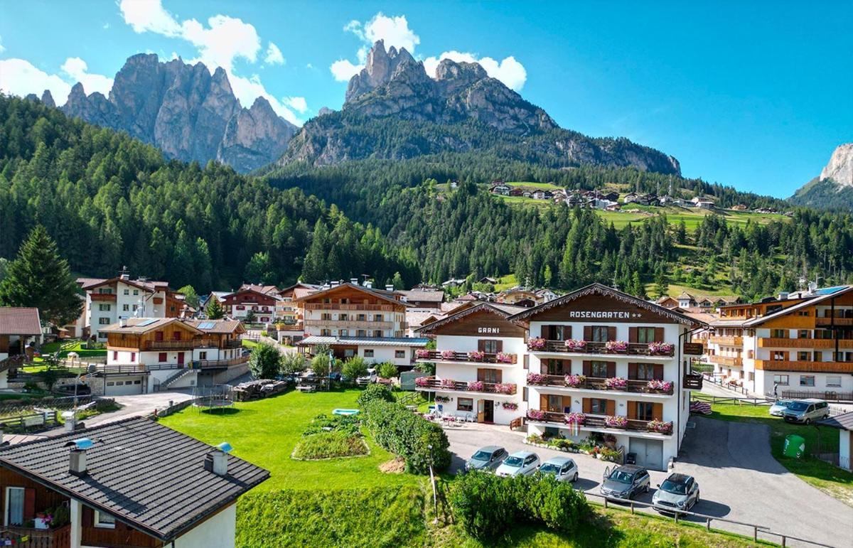 Hotel Garni Rosengarten Pera Eksteriør billede